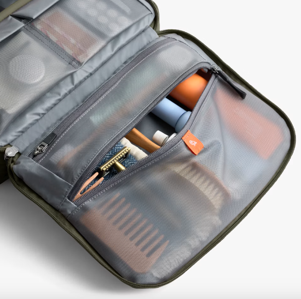 Bellroy Hanging Toiletry Kit Plus - Sea Kelp - Stencil
