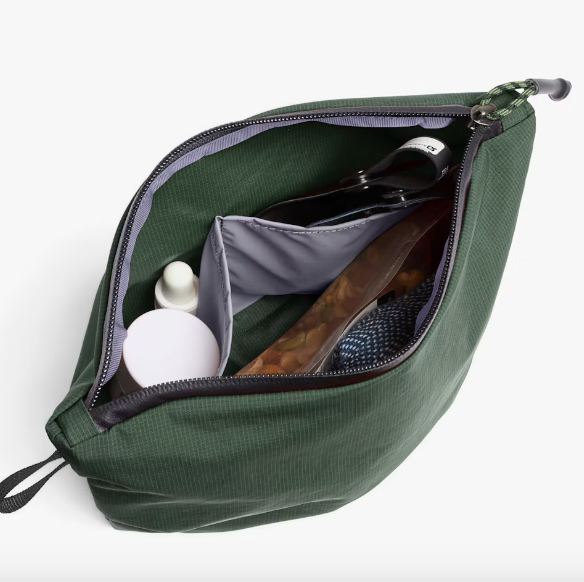 Bellroy Lite Pouch Duo - Spruce - Stencil