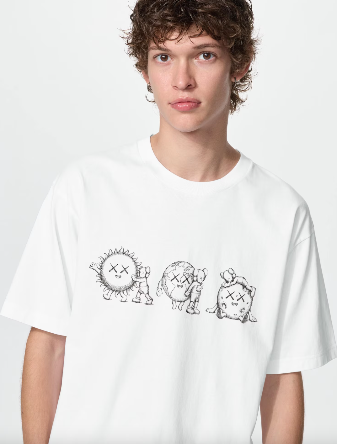 Uniqlo x Kaws Sun, Earth, Moon Universe UT Graphic T-Shirt - White - Stencil