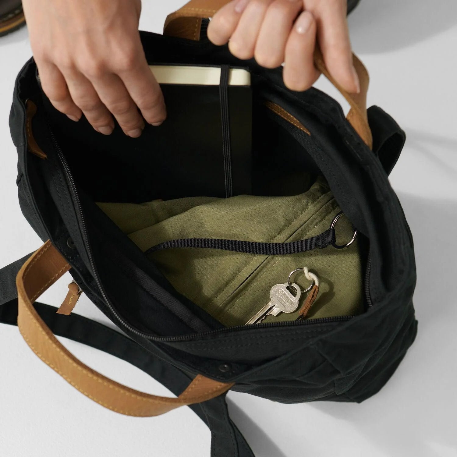 Fjallraven Totepack No. 1 -Black