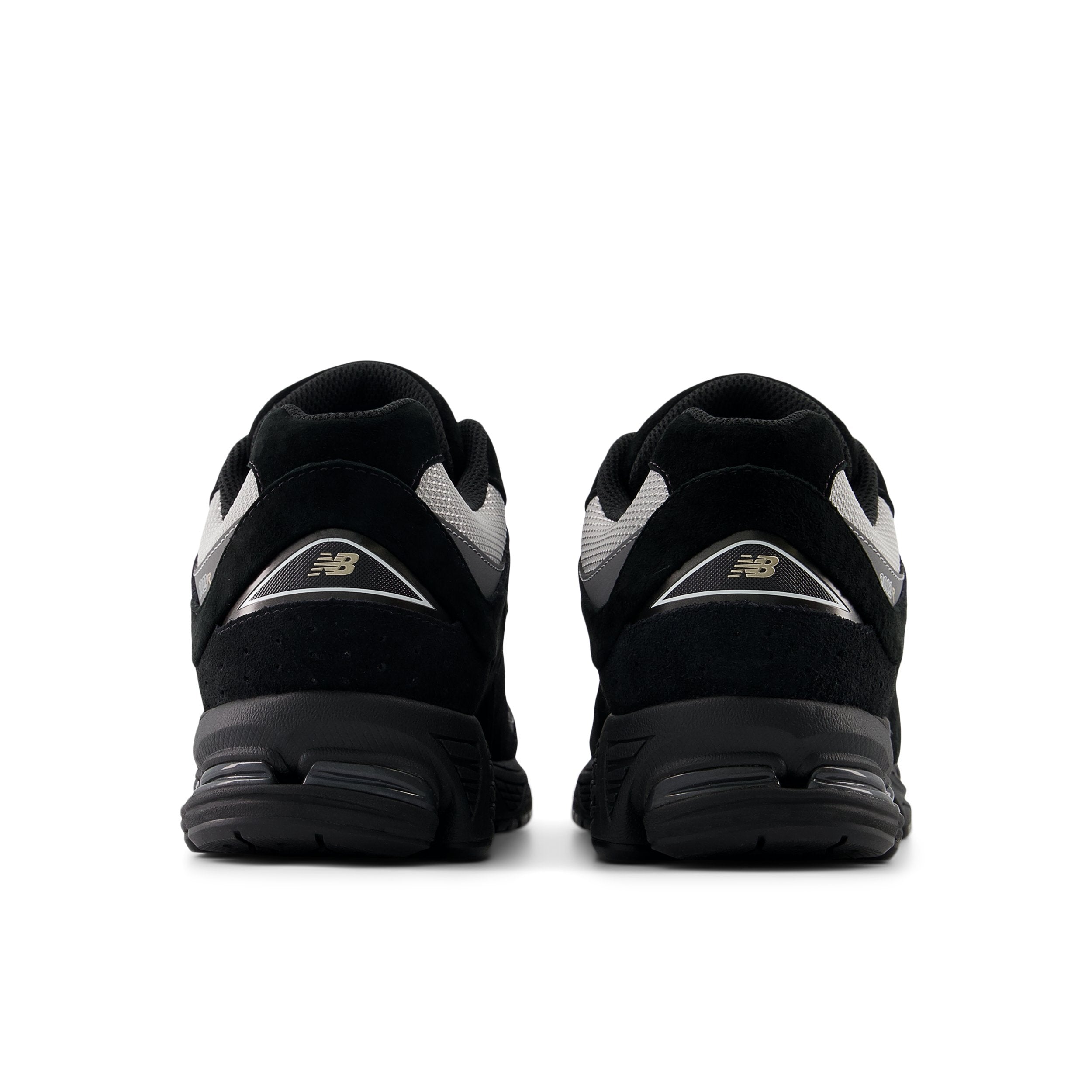 New Balance 2002R Black / Black (U2002RQ)