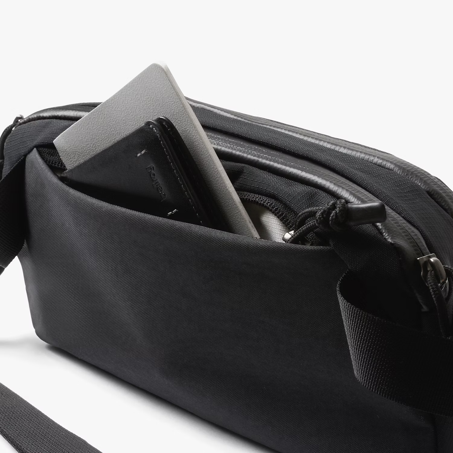 Bellroy Venture Ready Sling 2.5L - Black - Stencil