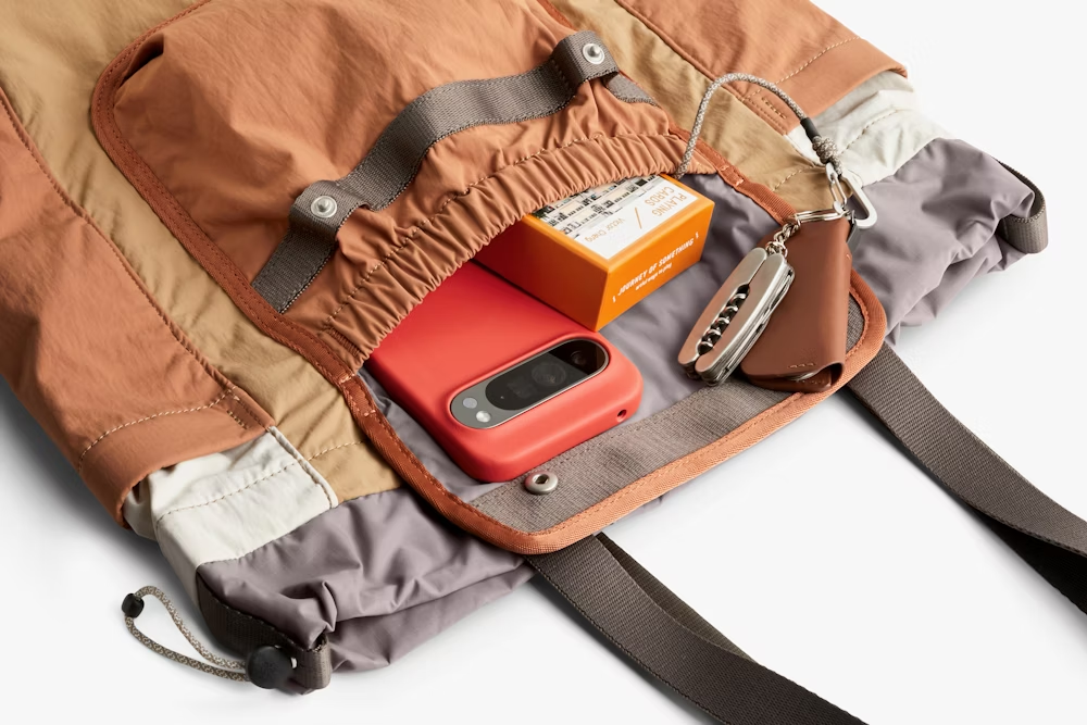 Bellroy Cinch Tote - Sand Dune - Stencil