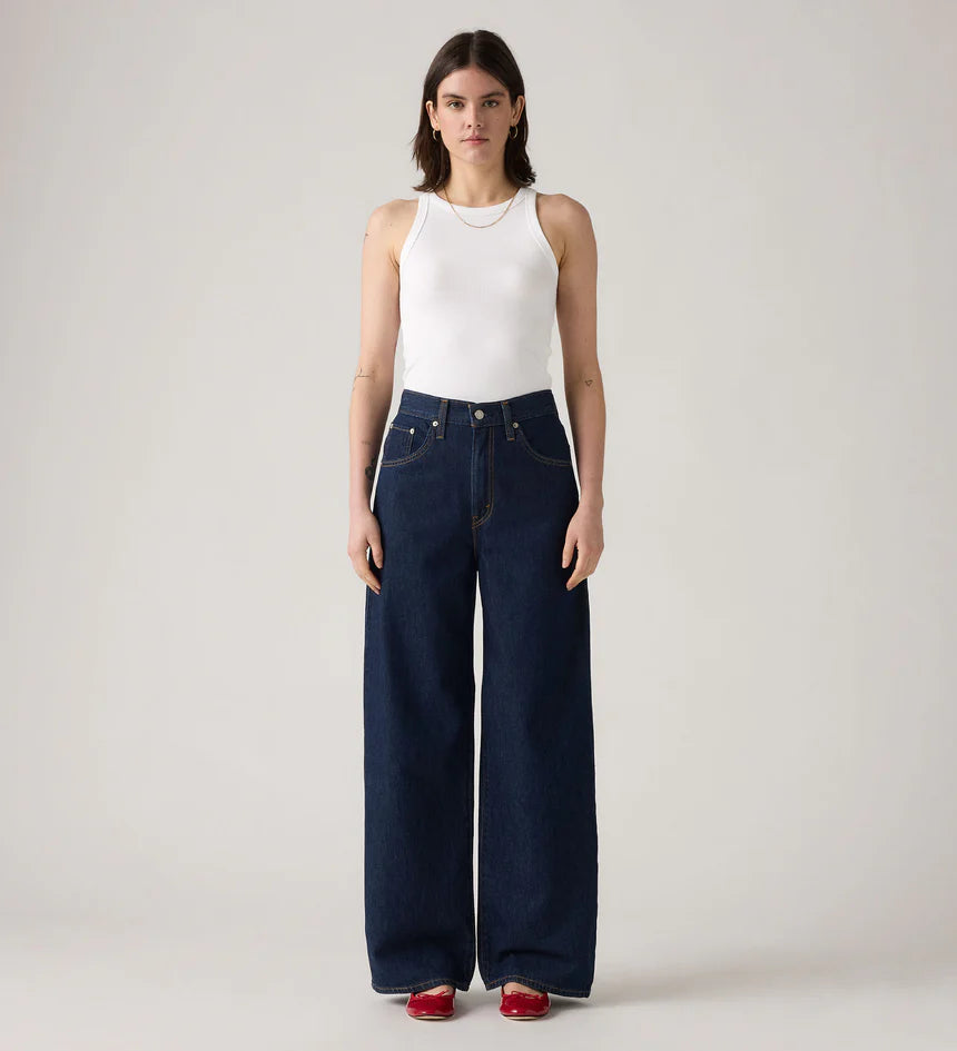 Levi's Women's Cinch Baggy Jeans - Reign Of The Rinse - Stencil
