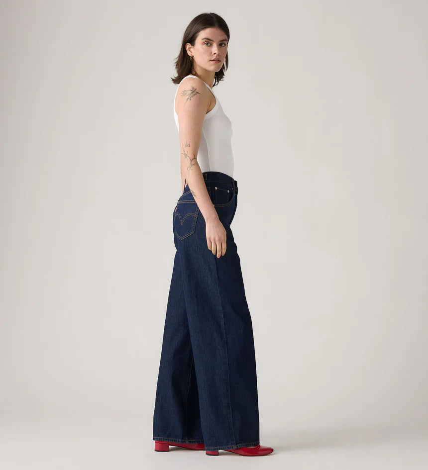 Levi's Women's Cinch Baggy Jeans - Reign Of The Rinse - Stencil