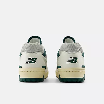 New Balance 550 - Sea Salt with Marsh Green