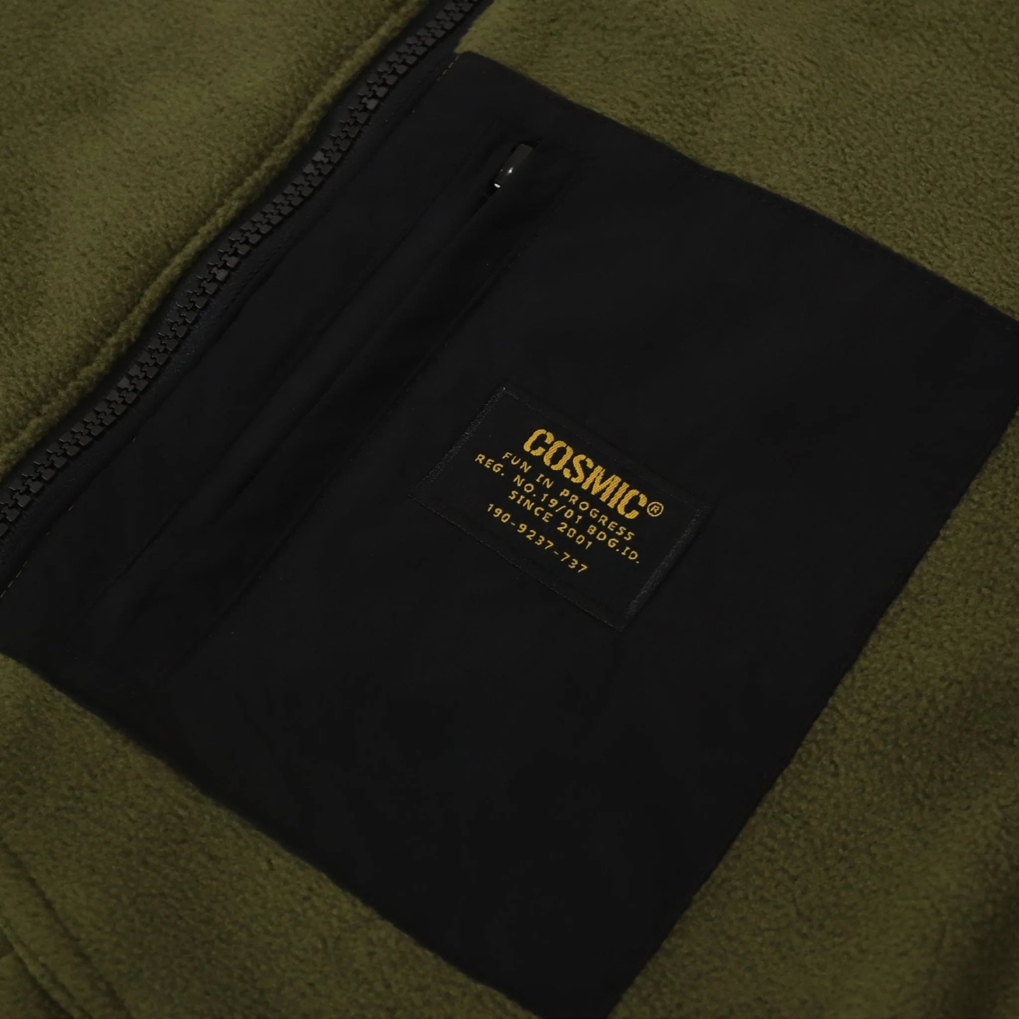 Cosmic Cardea Reversible Vest - Army/Black - Stencil