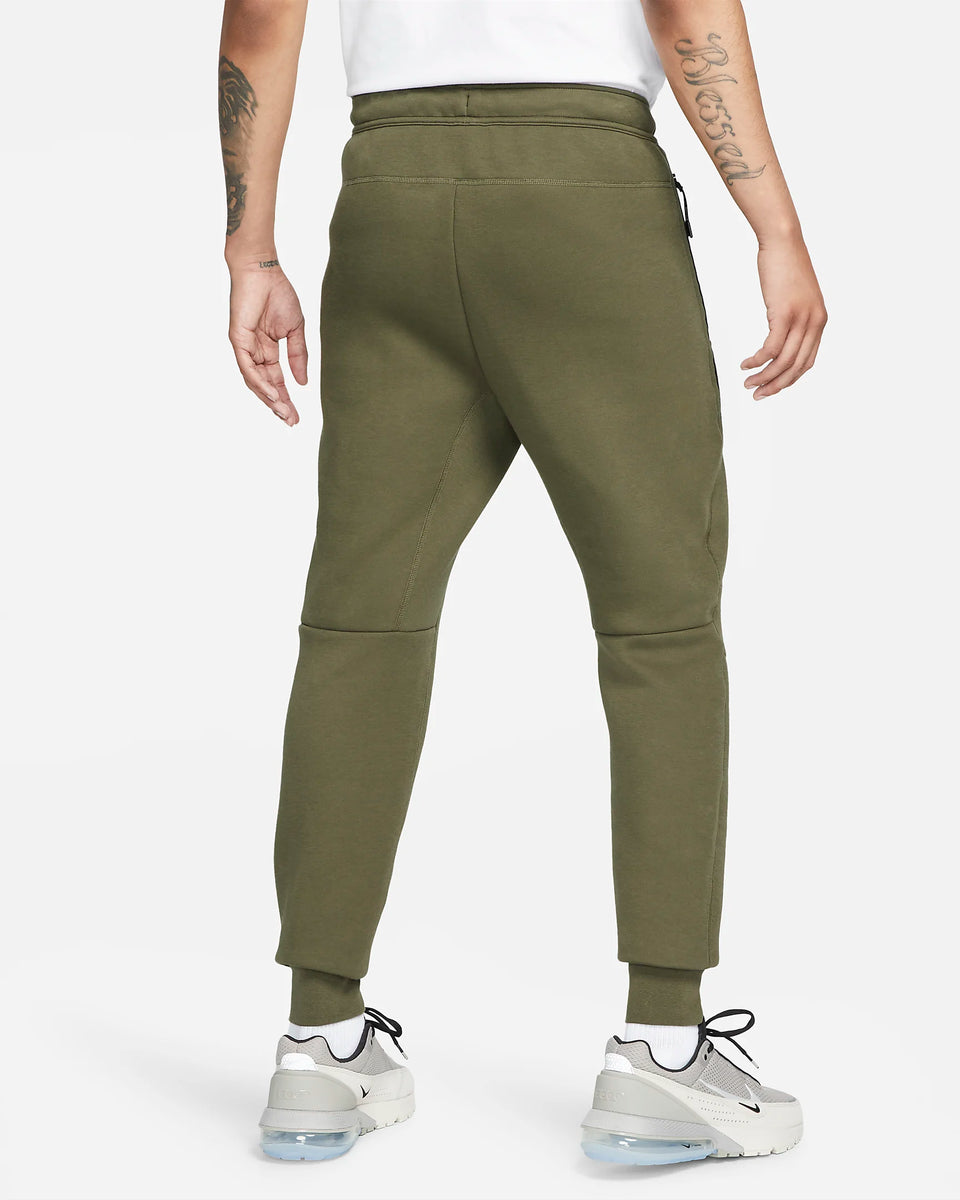 Nike tech fleece sales olive