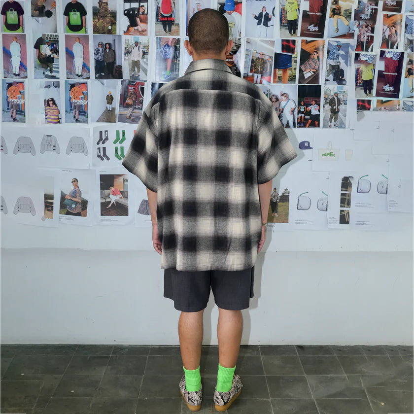 Paper Shatsu Flannel - Black