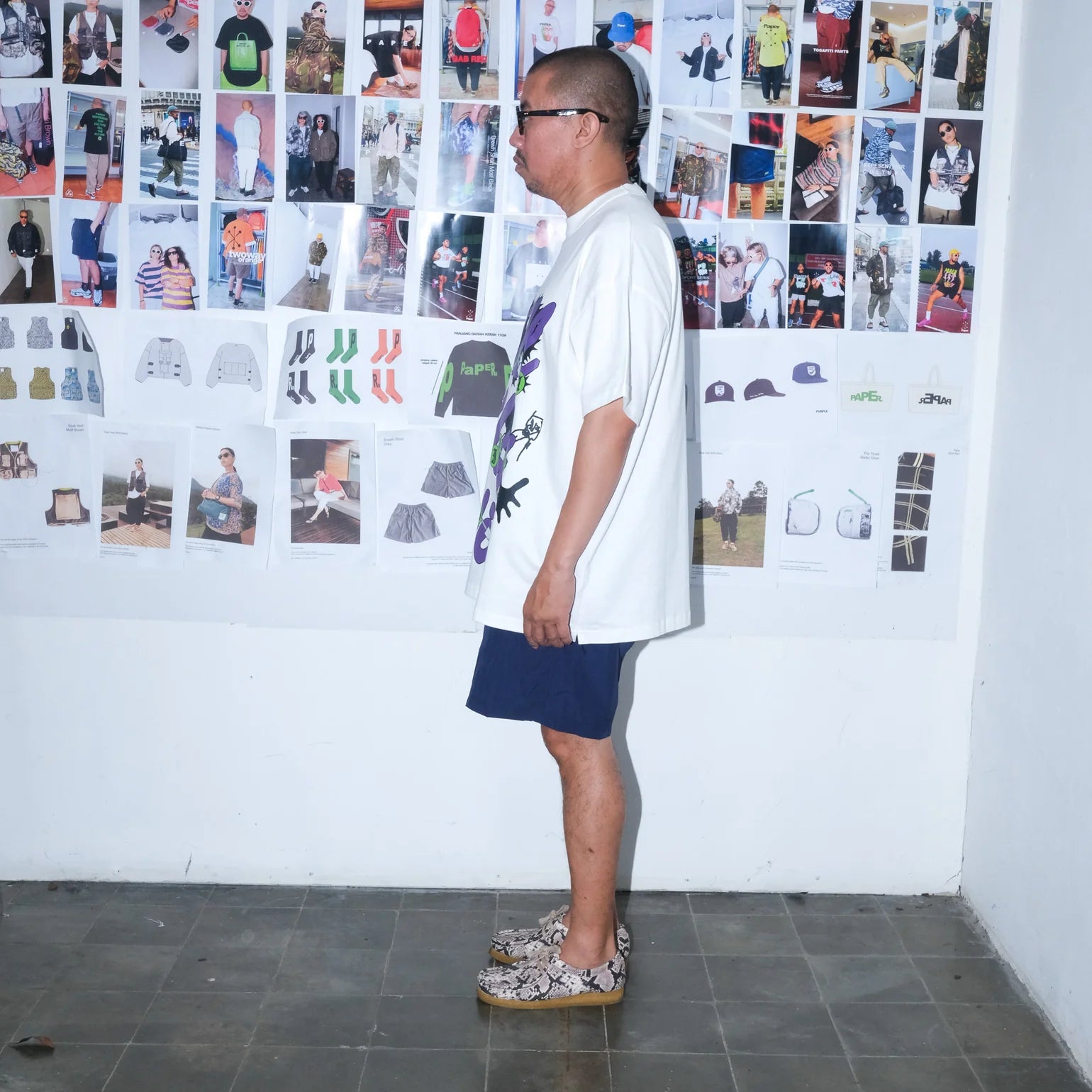Paper Hiking Short - Navy - Stencil
