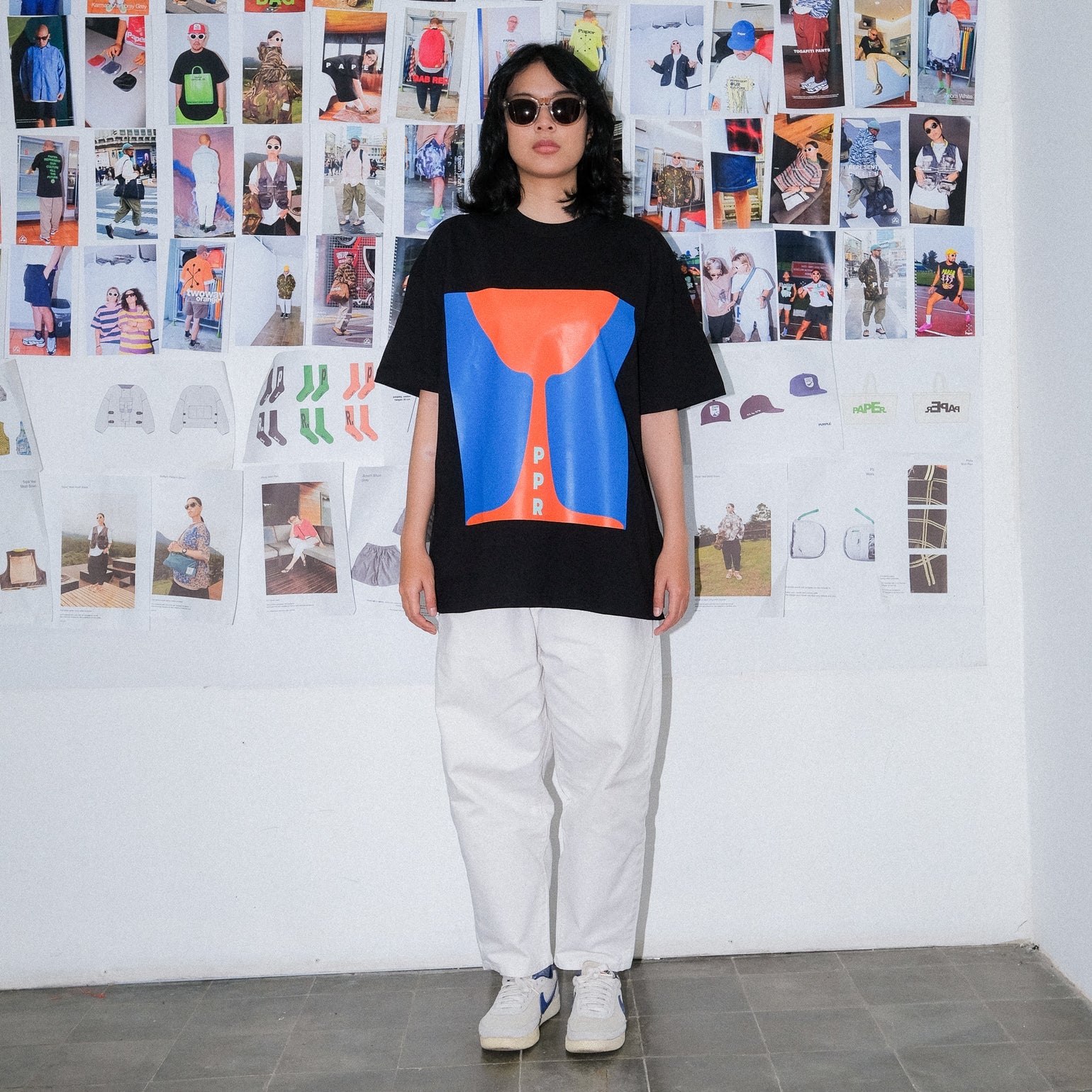 Paper Wine Tee - Black - Stencil