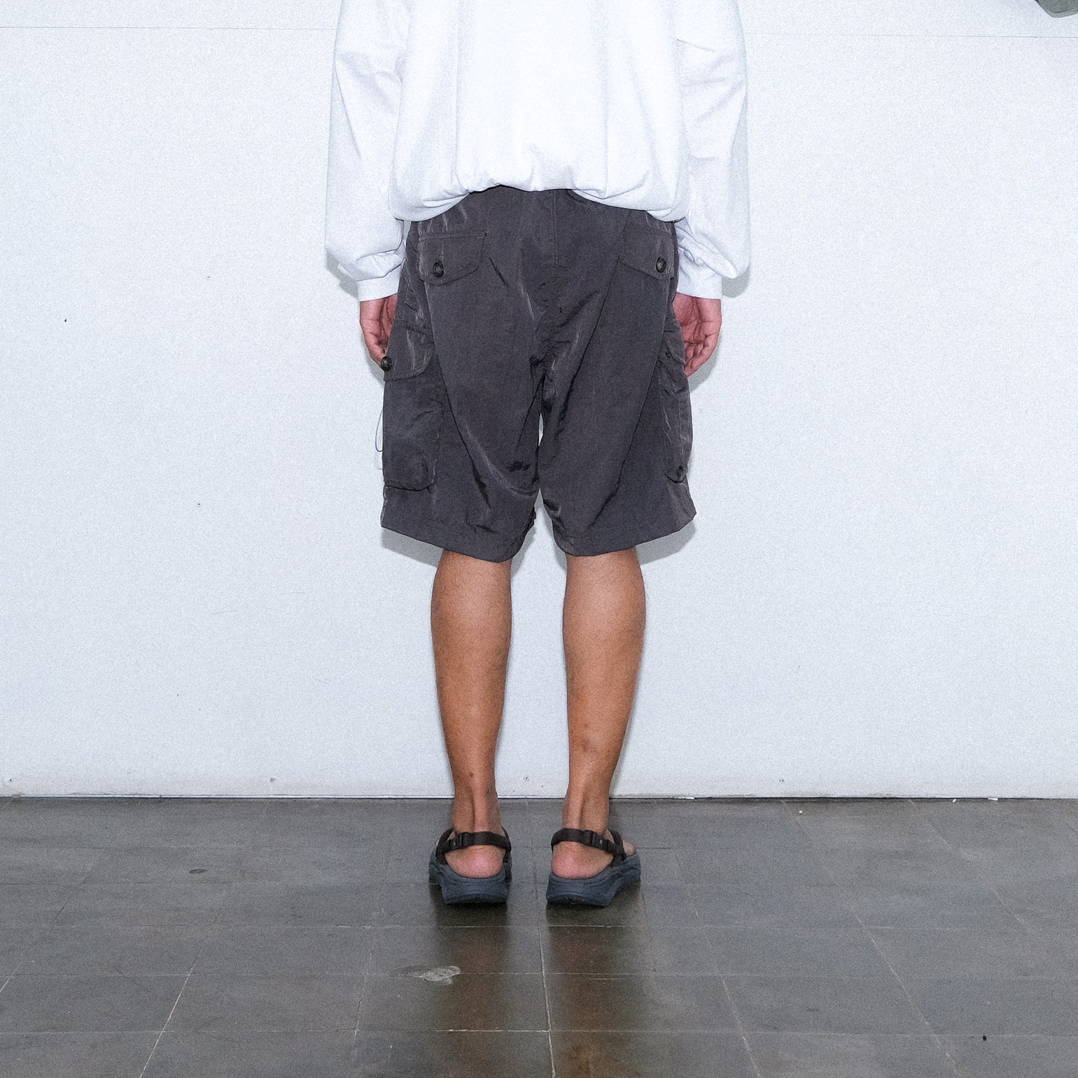 Paper NCS Short - Dark Grey - Stencil