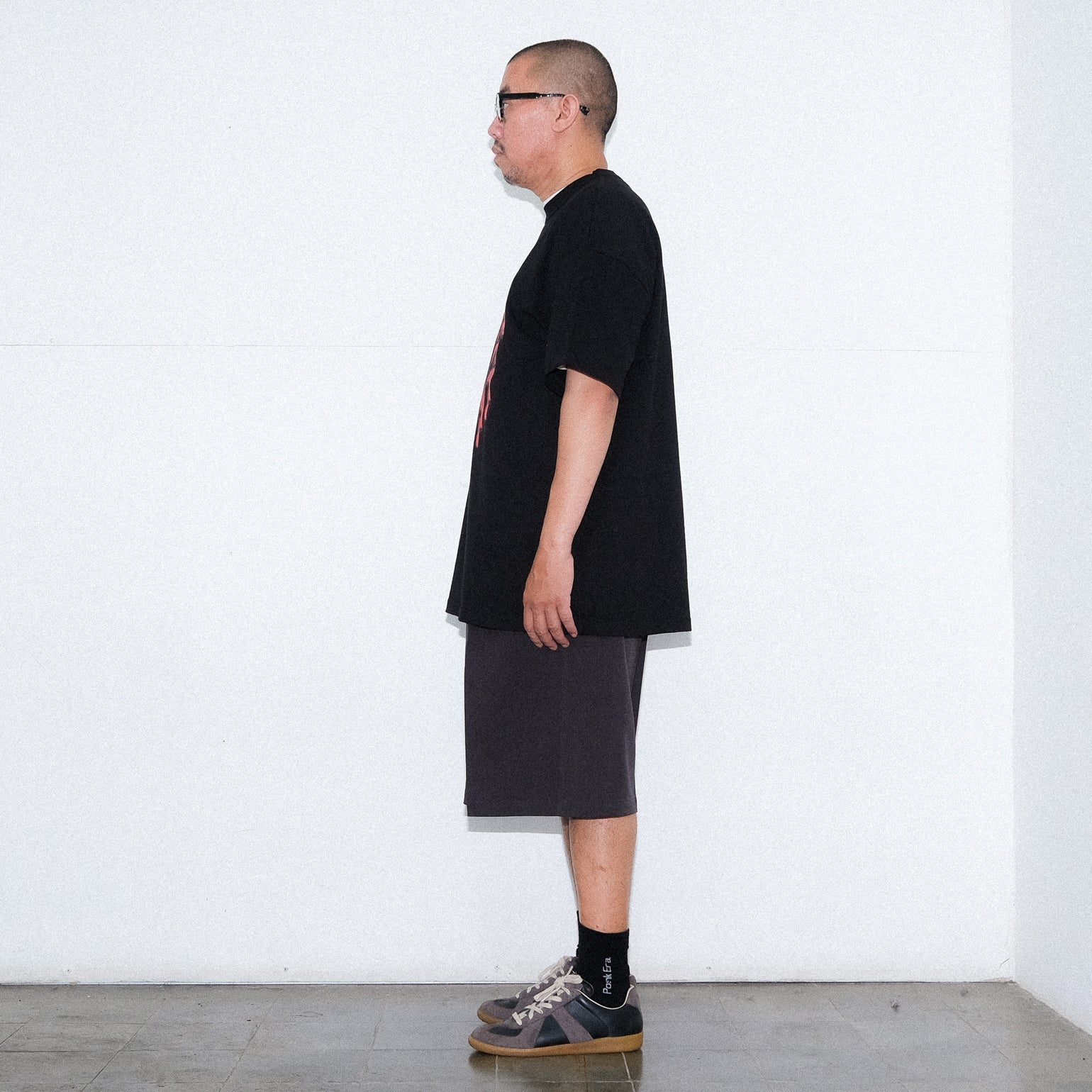 Paper Lamb Tee - Black