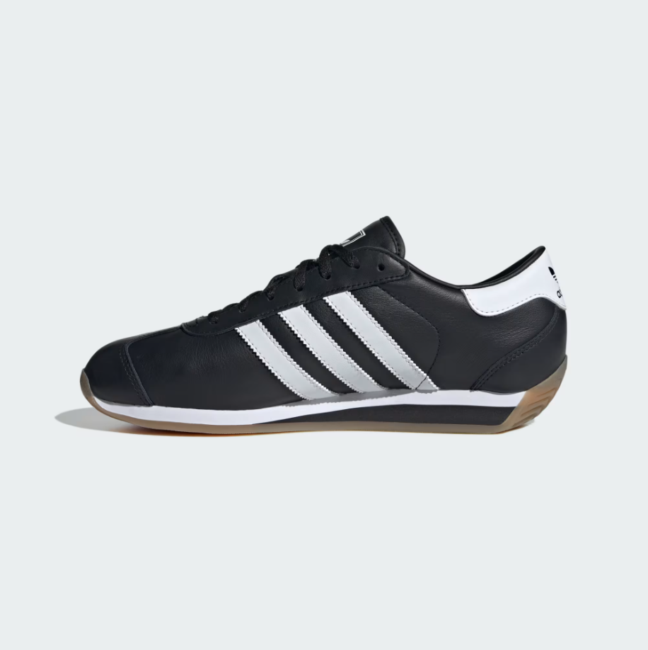 Adidas Country II - Core Black / Cloud White / Carbon - Stencil