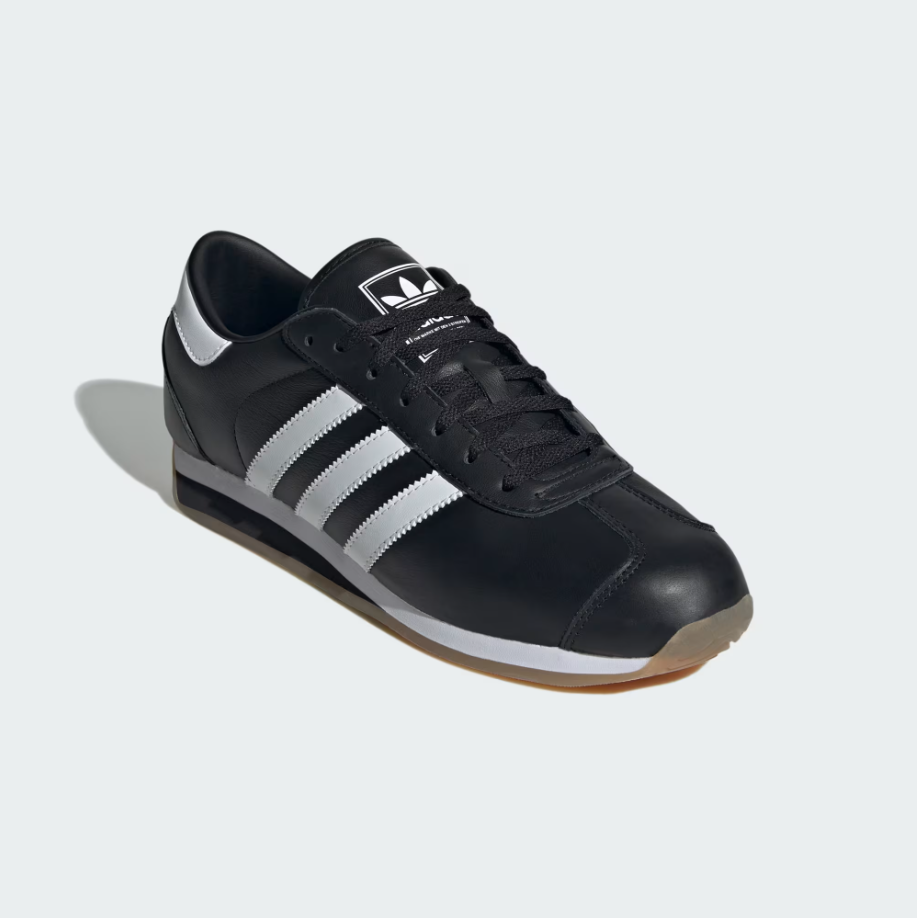 Adidas Country II - Core Black / Cloud White / Carbon