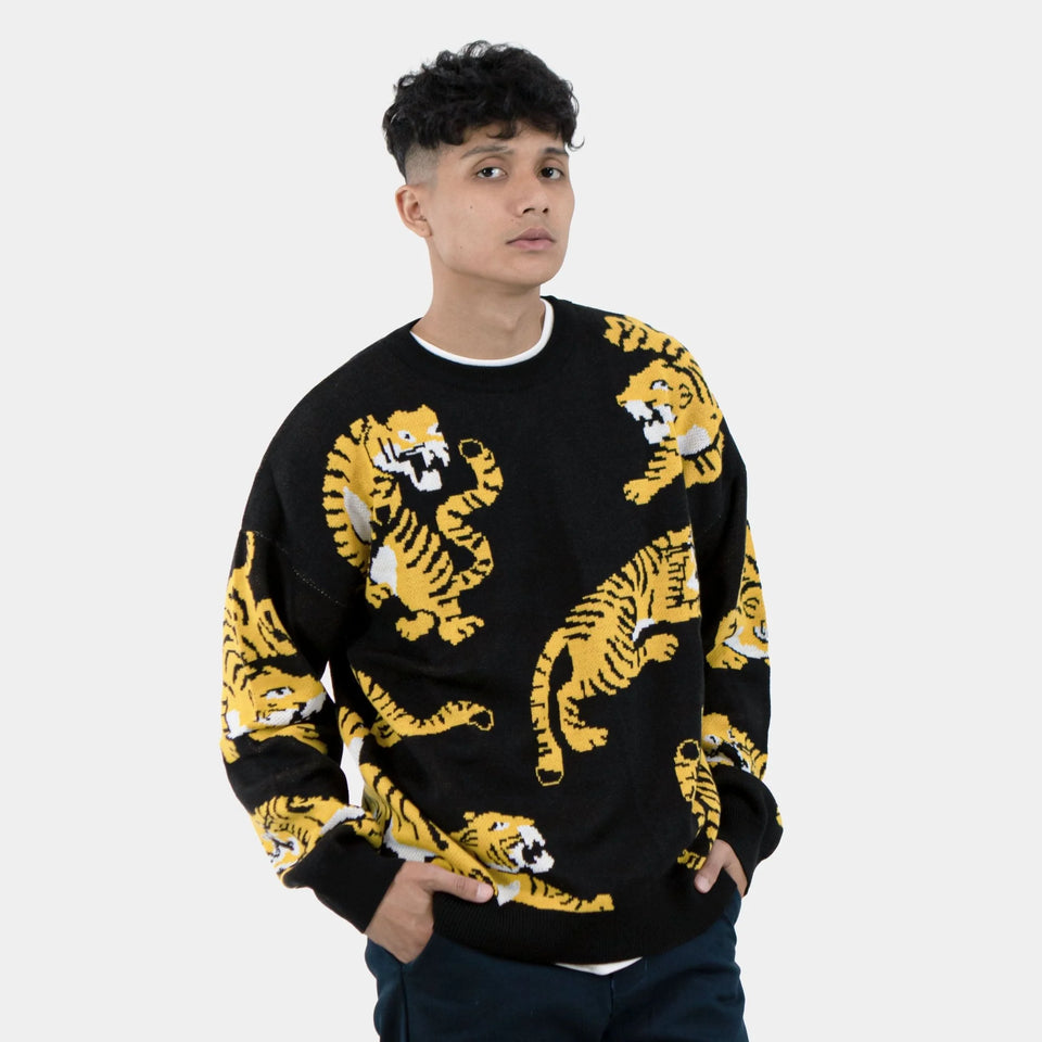 Cosmic Tiger Knit Sweater - Black