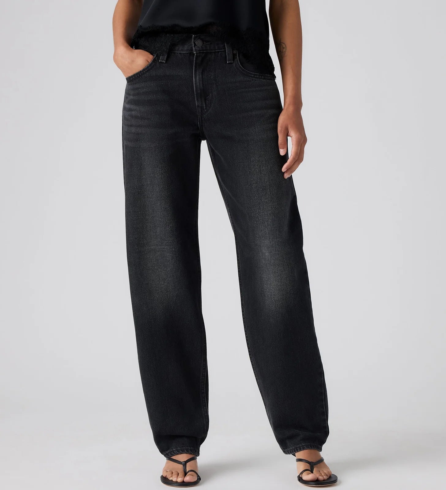 Levi's Womens' Loose Taper Jean - Filtered Face