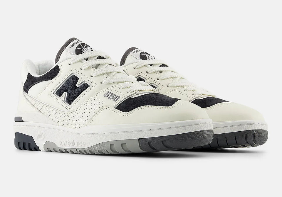 New Balance 550 Suede Toe - White / Black