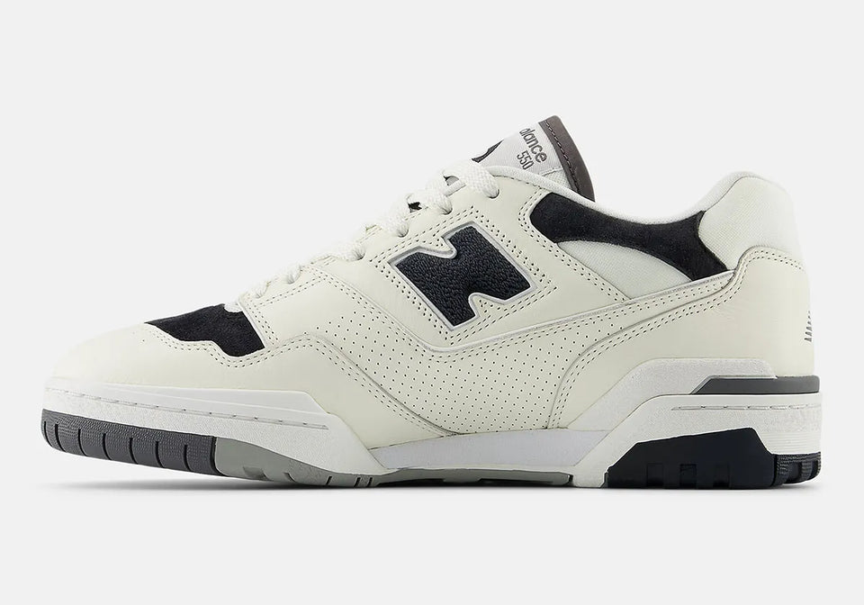 New Balance 550 Suede Toe - White / Black