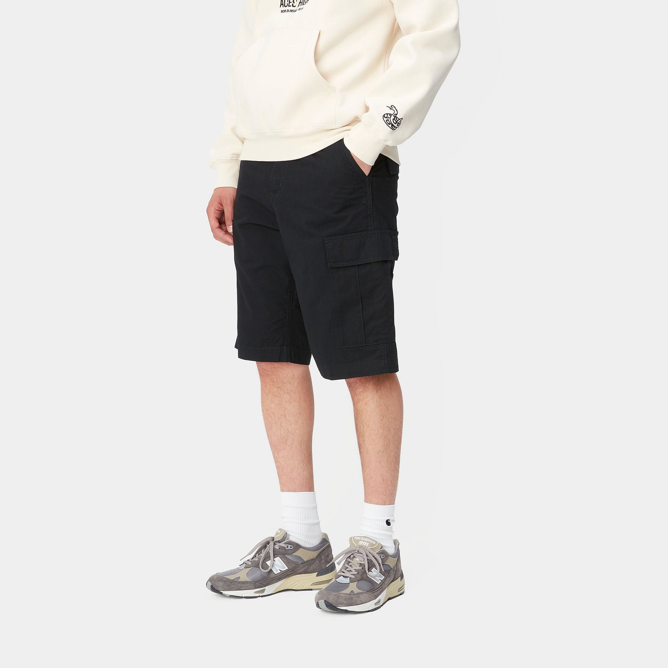 Carhartt Regular Cargo Shorts - Black Garment Dyed - Stencil