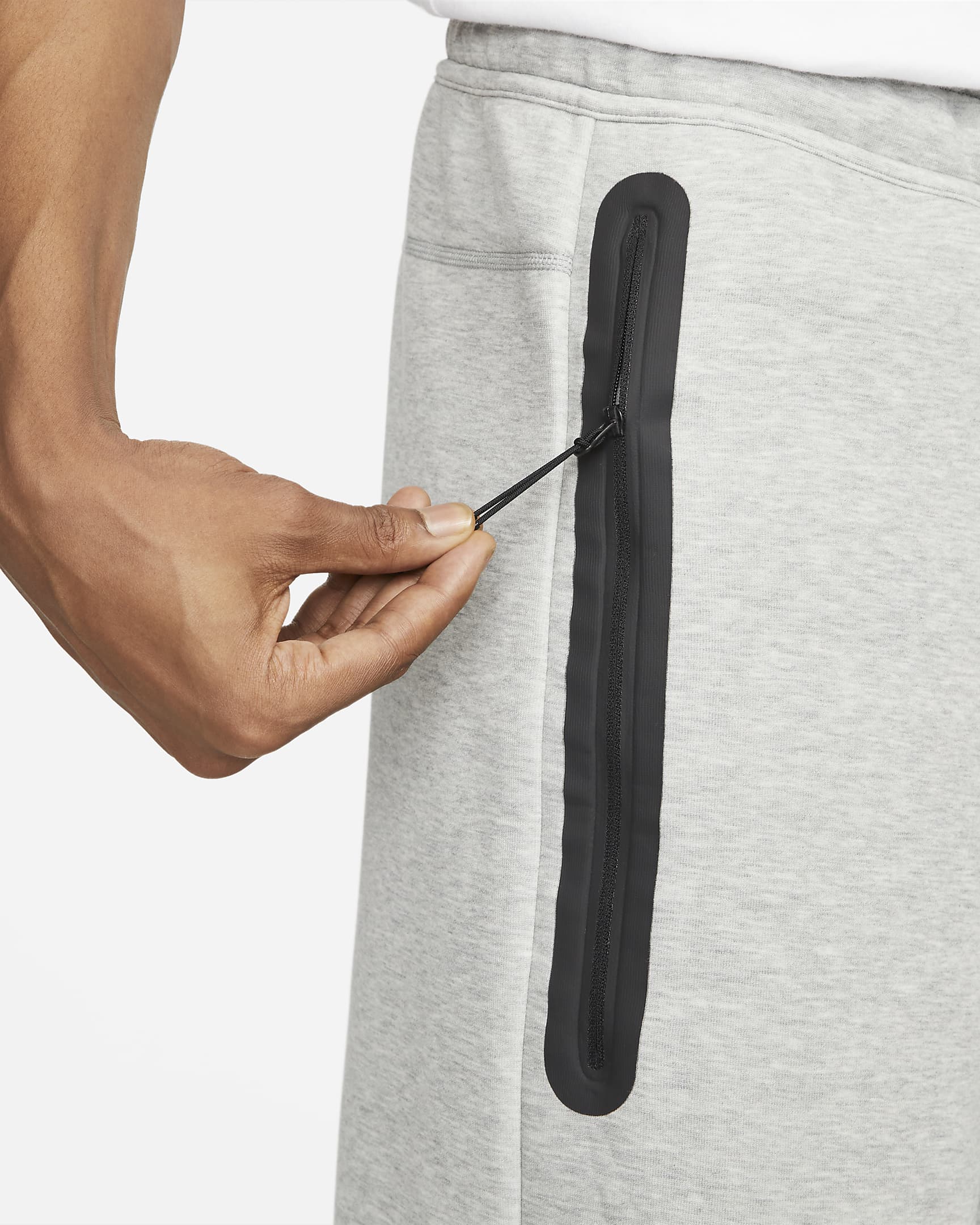 Nike Men's Sportswear Tech Fleece Short Grey Heather