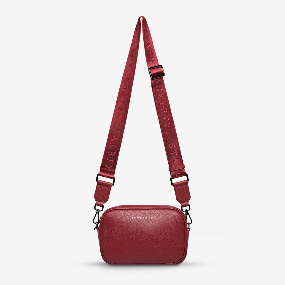 Status Anxiety Plunder With Webbed Strap - Rouge
