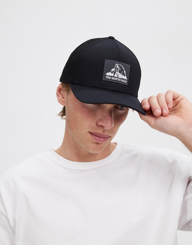 The North Face Truckee Trucker - Black / White