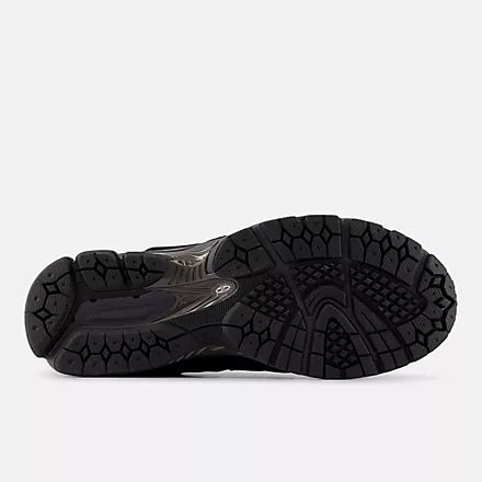 New Balance 2002DX Gortex - Black with Magnet - Stencil
