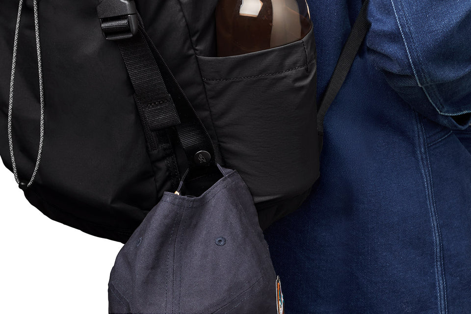Bellroy Cinch Backpack 20L - Black - Stencil