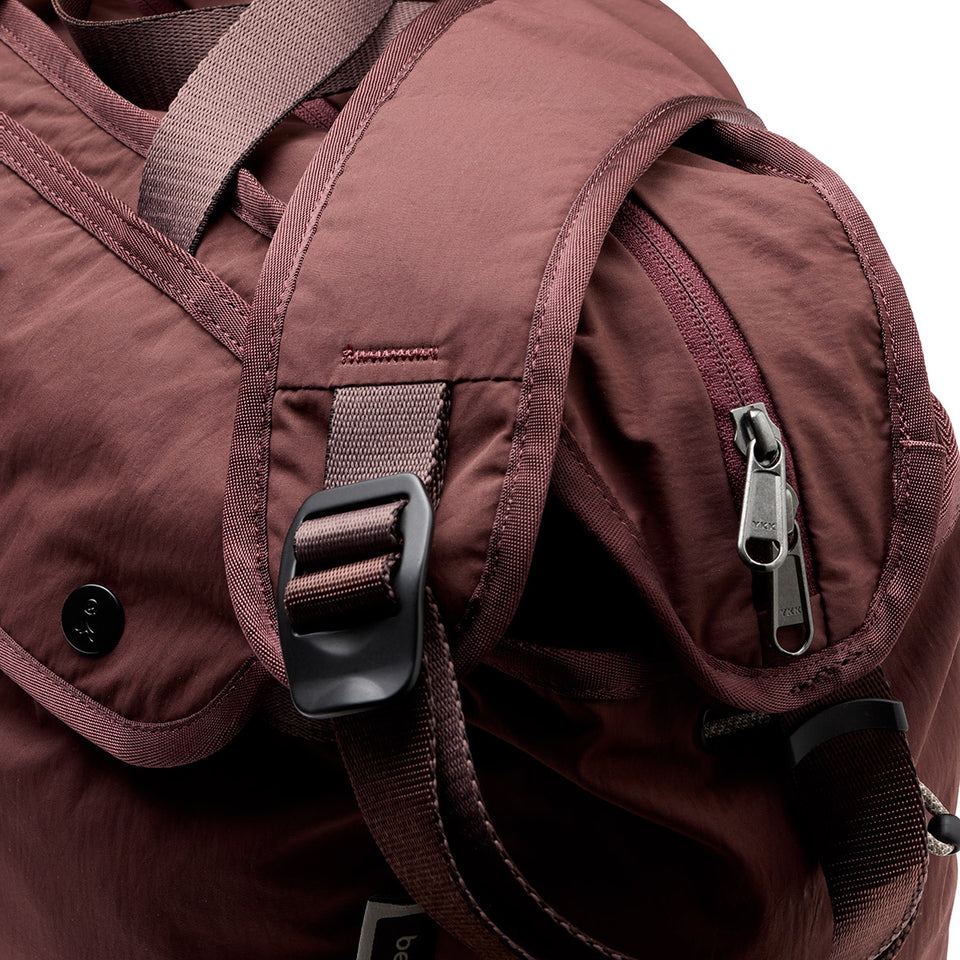 Bellroy Cinch Carryall - Burgundy - Stencil