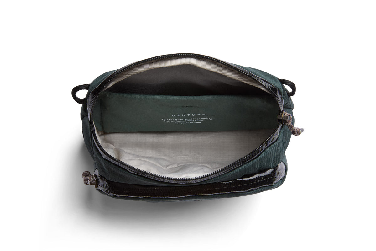 Bellroy Venture Pouch - Deep Ocean