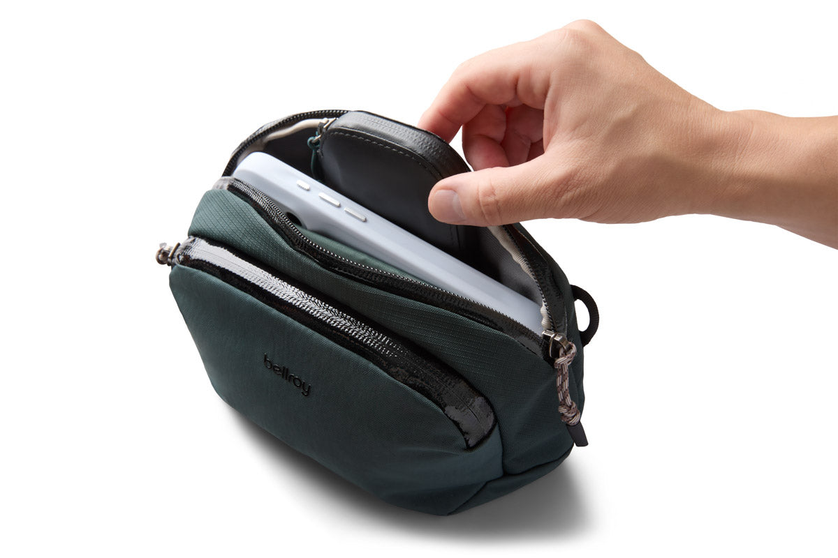 Bellroy Venture Pouch - Deep Ocean