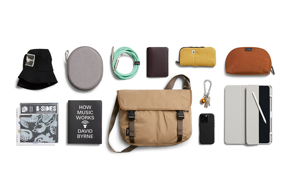 Bellroy Cinch Messenger - Sand Dune