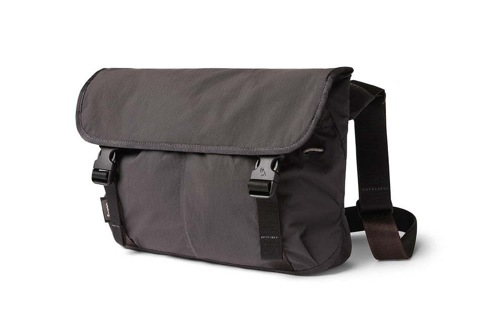 Bellroy Cinch Messenger - Charcoal