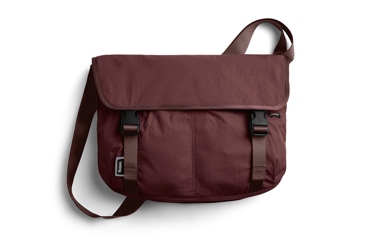 Bellroy Cinch Messenger - Burgundy - Stencil