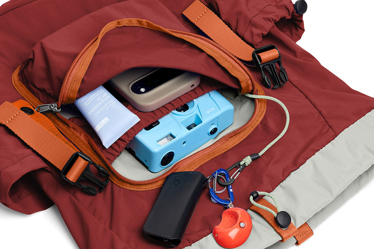 Bellroy Cinch Backpack 20L - Crimson - Stencil