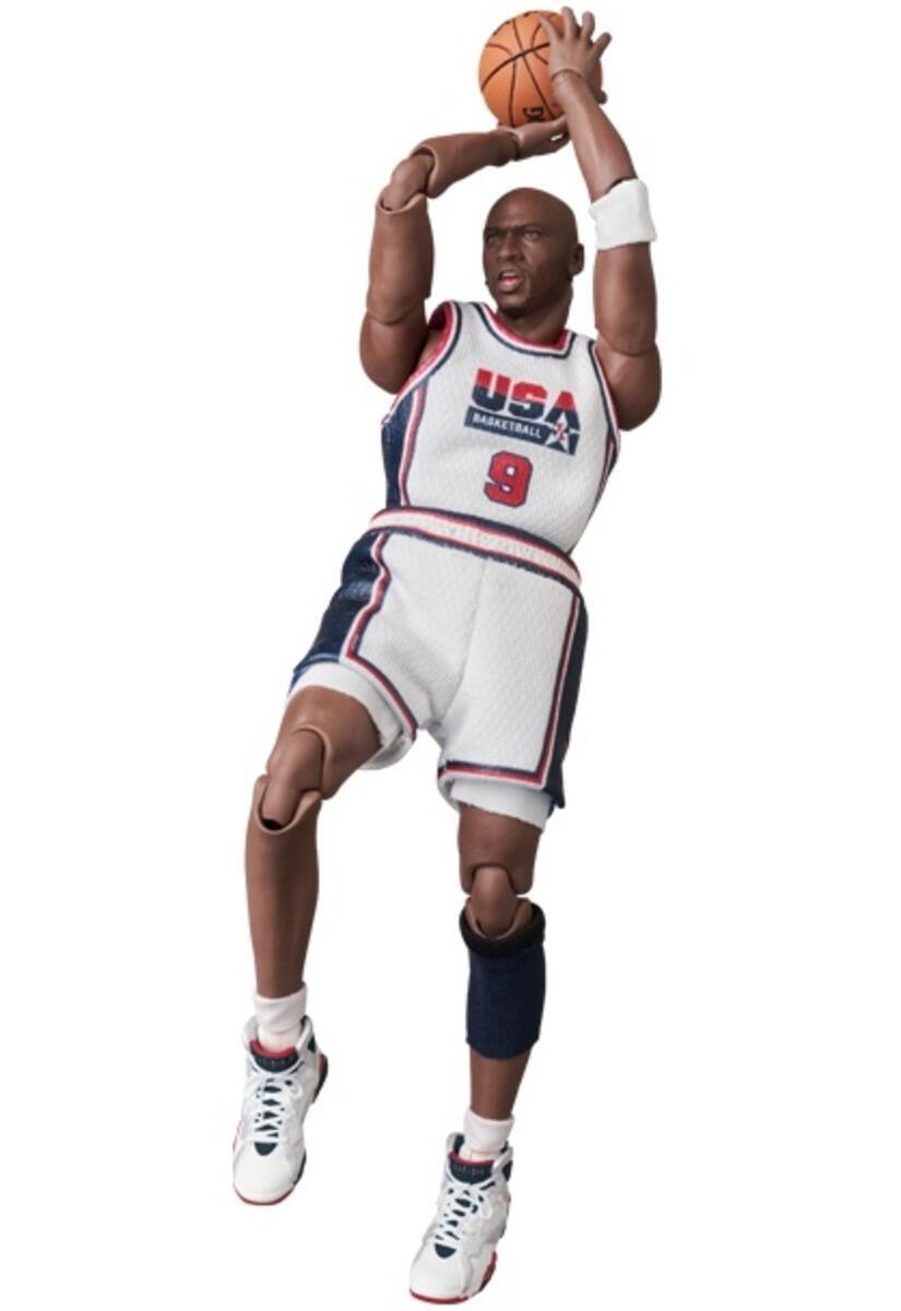 Medicom Mafex Michael Jordan USA Action Figure.