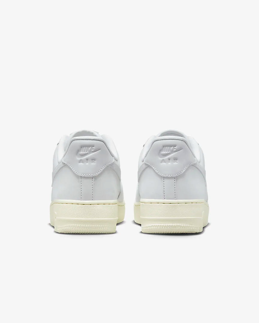 Nike W Air Force 1 Premium - Summit White / Coconut Milk - Stencil