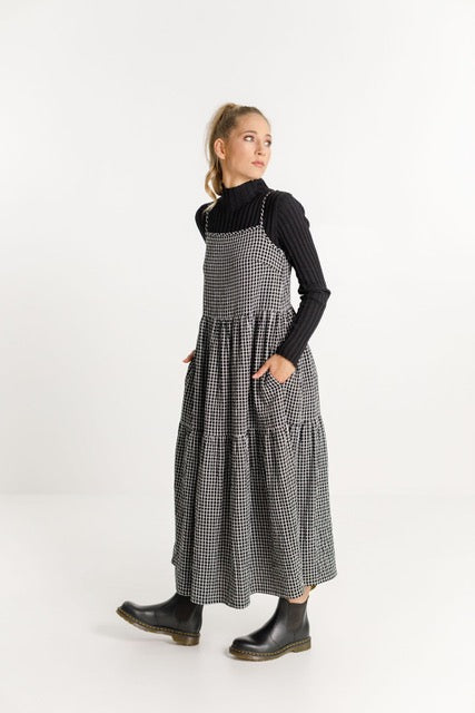 Thing Thing Ziggy Dress Black Crimp