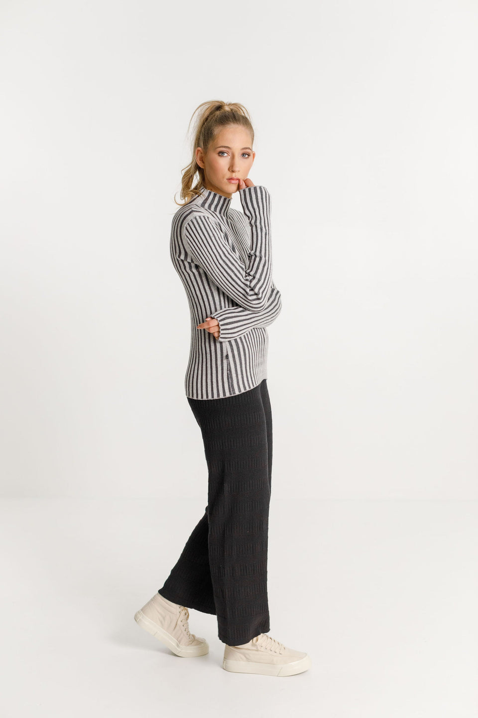 Thing Thing Turtle Neck Black/Grey Stripe