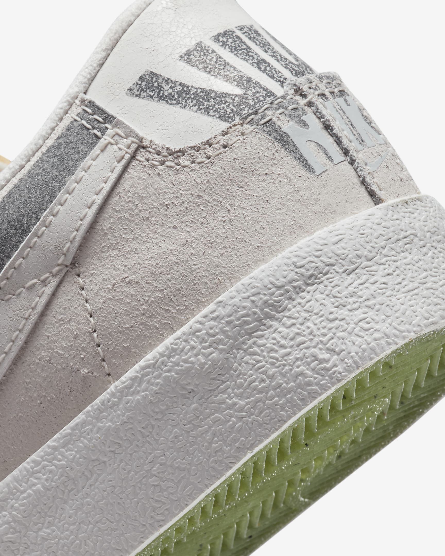 Nike Blazer Low 77 PRM - Phantom / Phantom / Ghost Green - Stencil