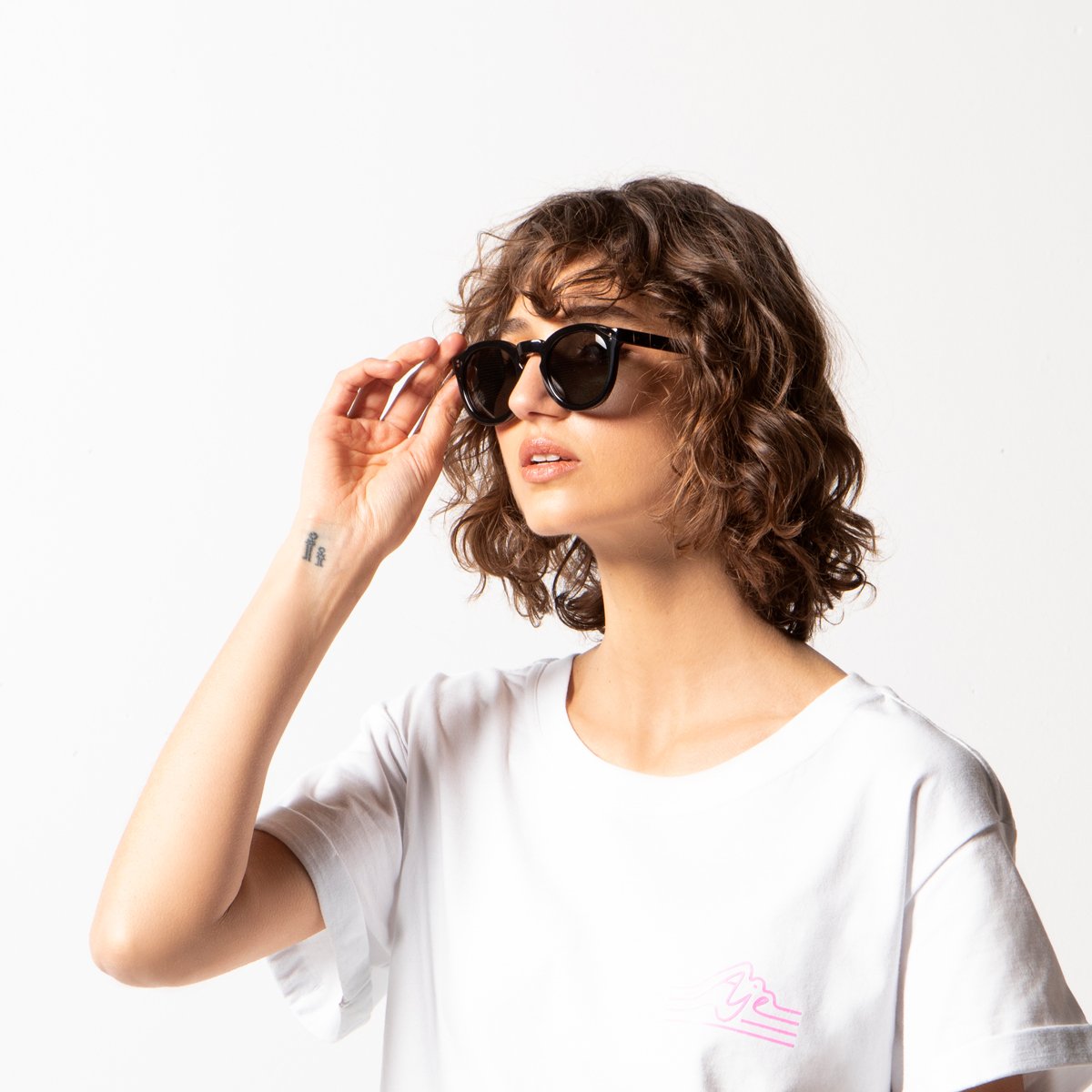 Status Anxiety Detached Sunglasses Black - Stencil