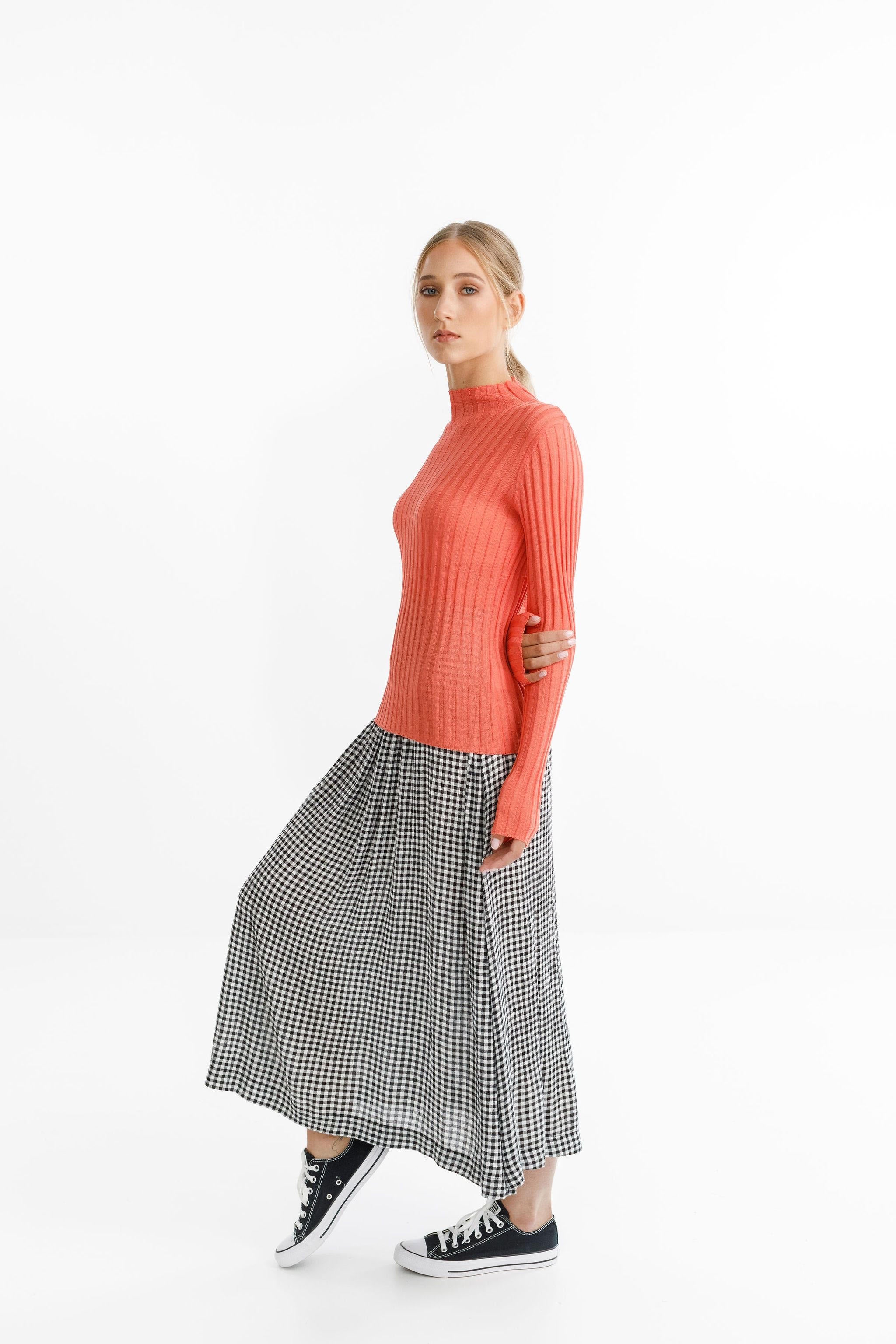 Thing Thing Turtle Neck Tangerine - Stencil